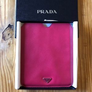 NWT Prada Ipad Safiano Sleeve in a Pink Peonia